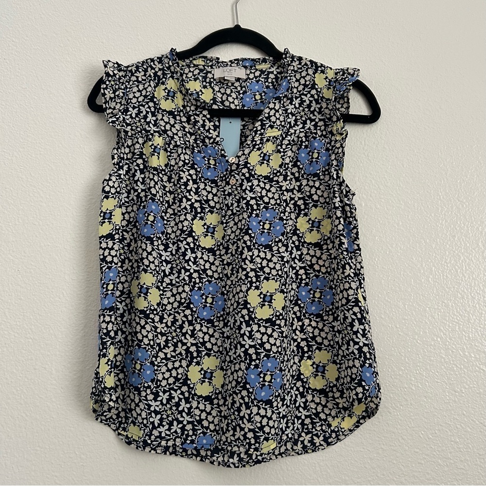 New Loft Outlet Floral Top | Size XSP